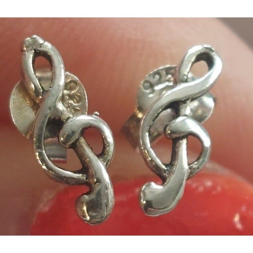 Sterling silver treble clef stud earrings